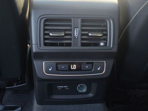 Used 2021 Audi Q5 Prestige AWD/4WD image 18