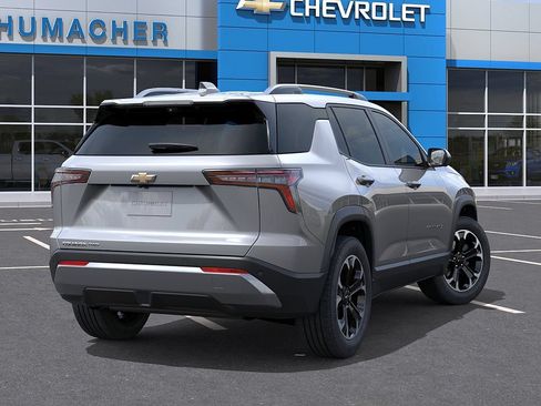 New 2026 Chevrolet Equinox LT w/ Convenience Package II AWD/4WD image 4