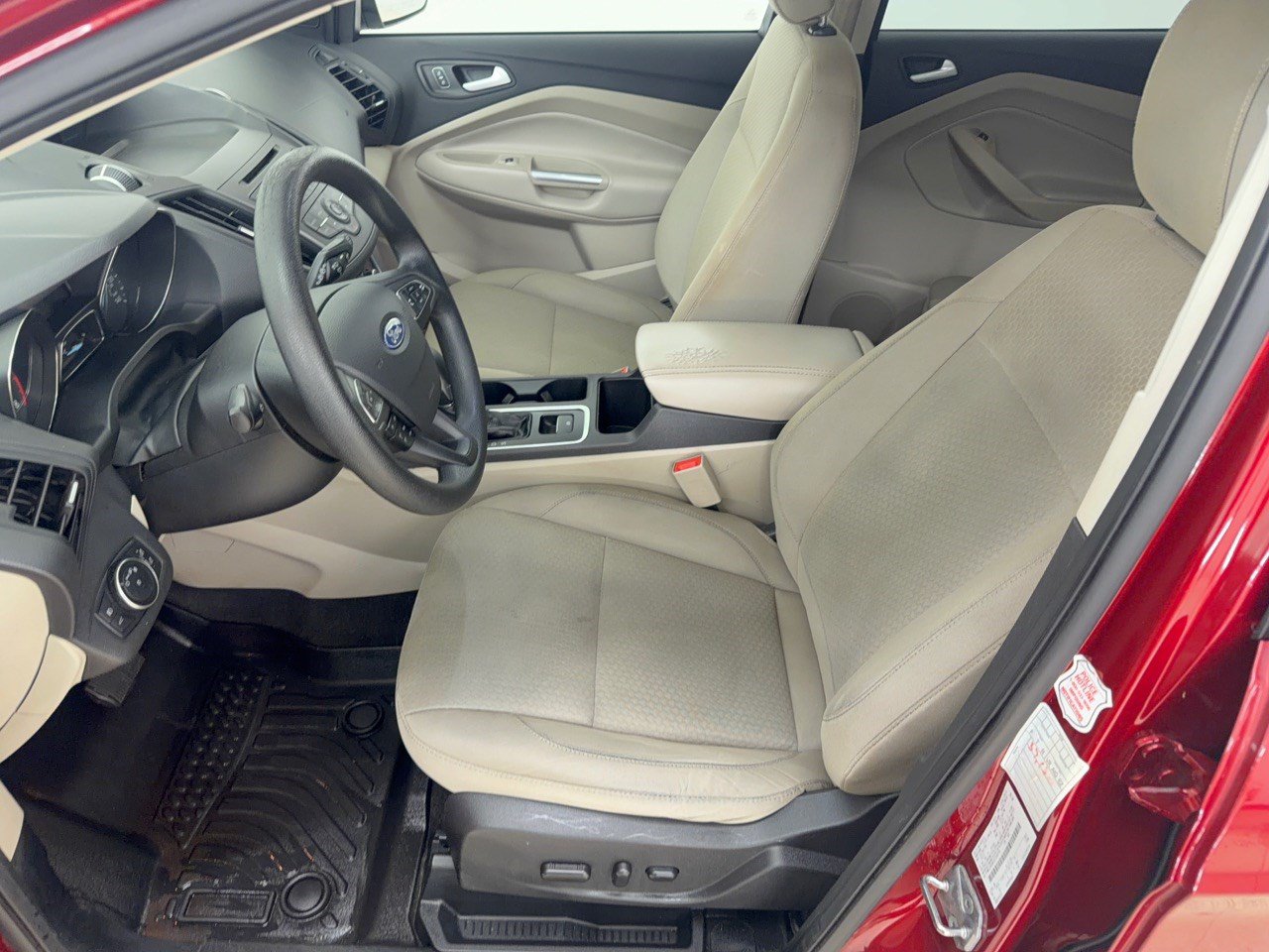 Used 2018 Ford Escape SE FWD image 5