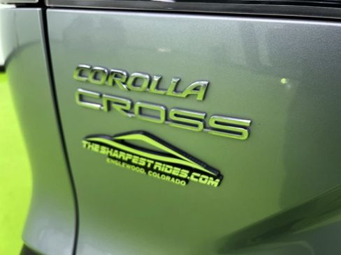 Used 2023 Toyota Corolla Cross XLE AWD/4WD image 12