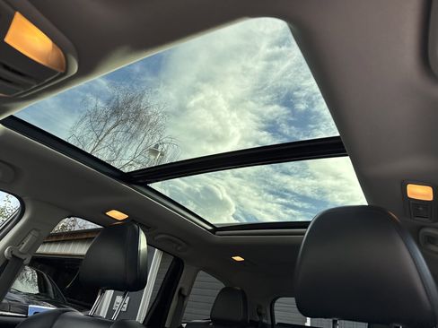 Used 2024 Subaru Ascent Limited w/ Technology Package image 27