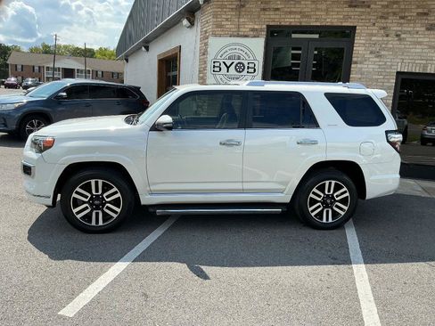 Used 2019 Toyota 4Runner Limited AWD/4WD image 2