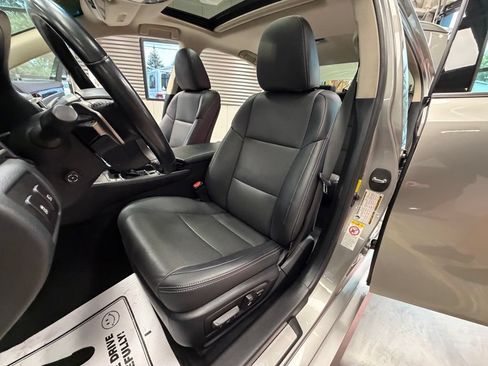 Used 2017 Lexus GS 350 AWD image 7