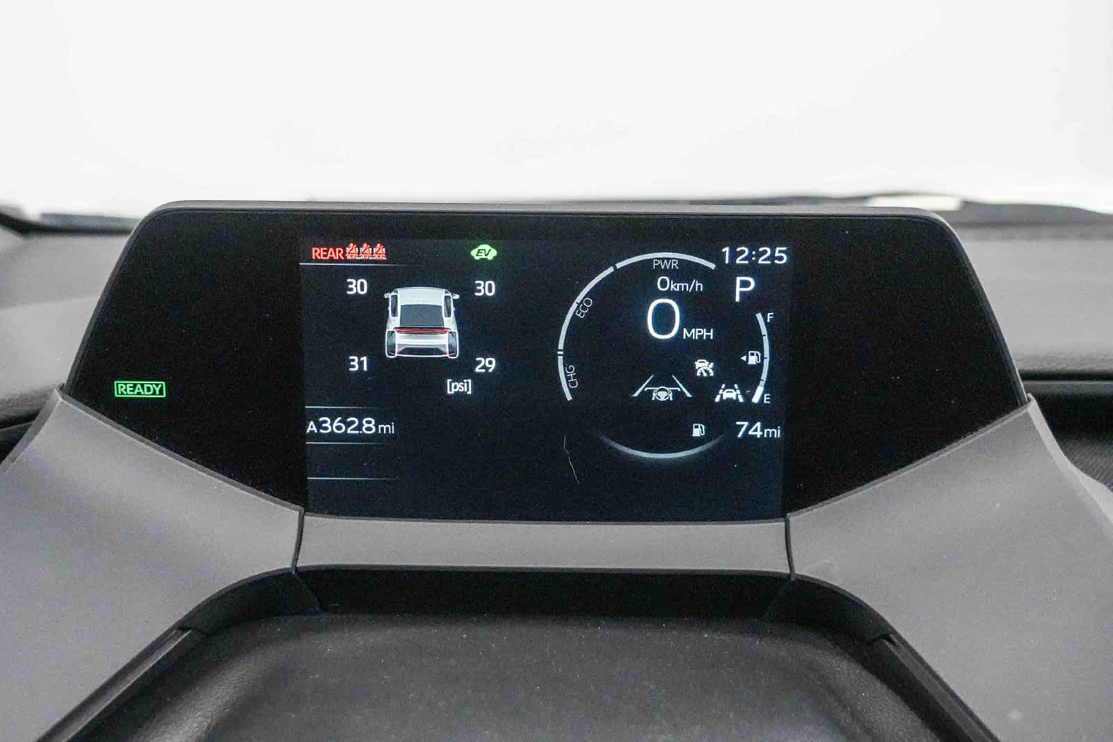 Used 2024 Toyota Prius LE FWD image 21