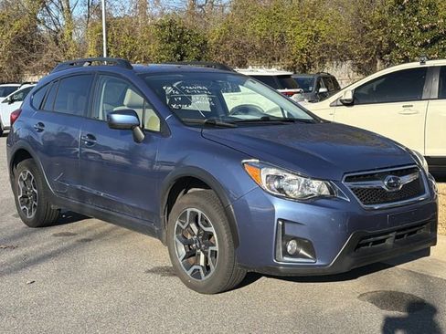 Used 2017 Subaru Crosstrek 2.0i Premium w/ Popular Package #2 image 2
