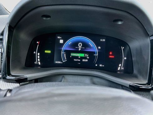 Used 2025 Toyota Camry SE w/ Convenience Package FWD image 38