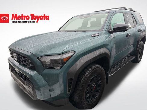 Used 2025 Toyota 4Runner TRD Off-Road Premium image 1