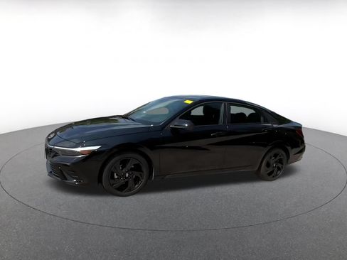 Used 2026 Hyundai Elantra Sport FWD image 8