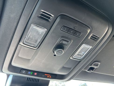 Used 2023 Chevrolet Tahoe LT image 31