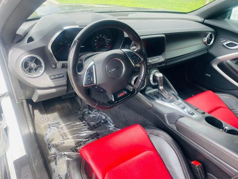 Used 2023 Chevrolet Camaro SS RWD image 10