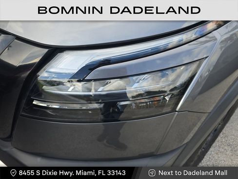 Used 2023 Nissan Pathfinder Rock Creek image 12