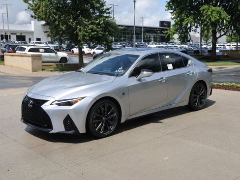 Used 2025 Lexus IS 350 F Sport image 5