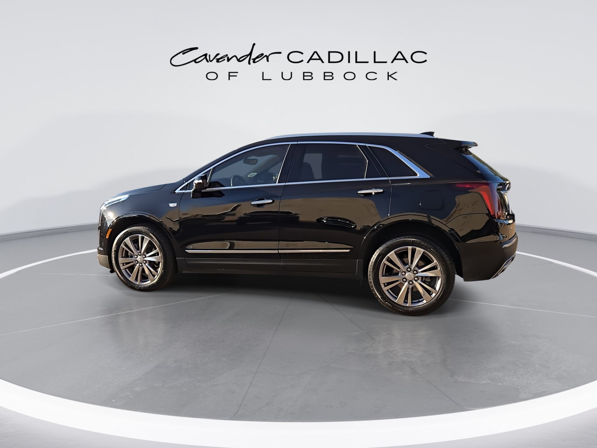 Used 2023 Cadillac XT5 Premium Luxury w/ Platinum Package AWD/4WD image 6