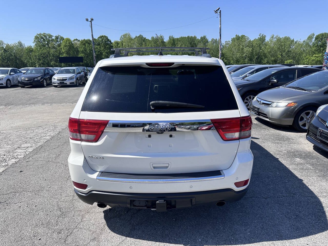 Used 2012 Jeep Grand Cherokee Overland AWD/4WD image 5