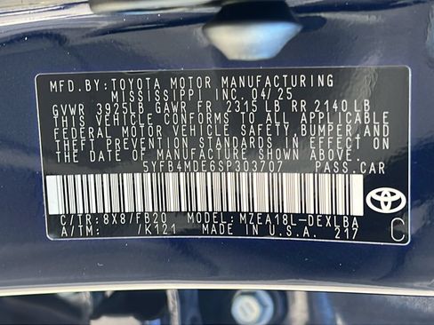 Used 2025 Toyota Corolla LE FWD image 22