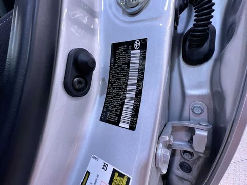 Used 2025 Toyota Corolla LE FWD image 41