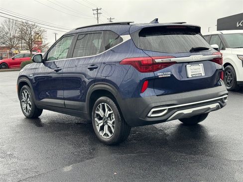 Certified 2023 Kia Seltos EX image 5