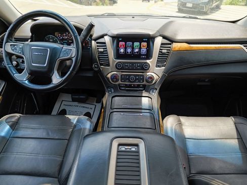 Used 2017 GMC Yukon Denali w/ Open Road Package AWD/4WD image 44