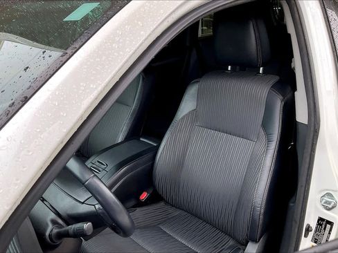 Used 2018 Toyota Highlander Plus image 26