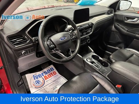 Used 2022 Ford Escape SEL w/ Technology Package image 17