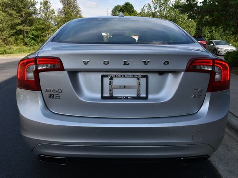 Used 2014 Volvo S60 T6 AWD/4WD image 5