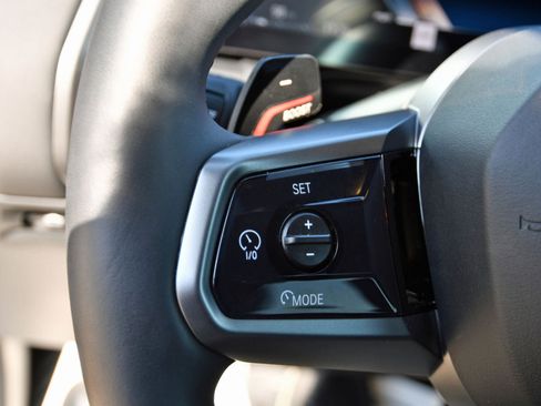 Used 2025 BMW X3 xDrive30i image 12