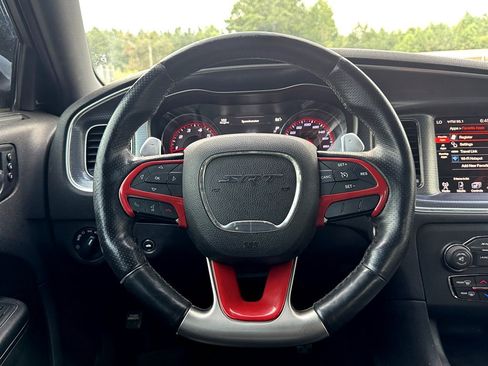 Used 2016 Dodge Charger SRT Hellcat w/ Harman/Kardon Audio Group image 18