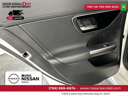 Used 2023 Mercedes-Benz C 43 AMG 4MATIC Sedan image 34