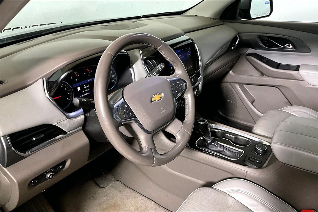 Used 2020 Chevrolet Traverse Premier FWD image 10