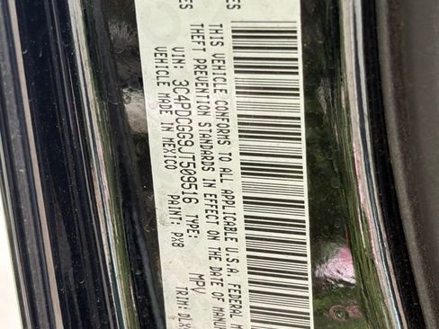 Used 2018 Dodge Journey Crossroad w/ Popular Equipment Group image 22