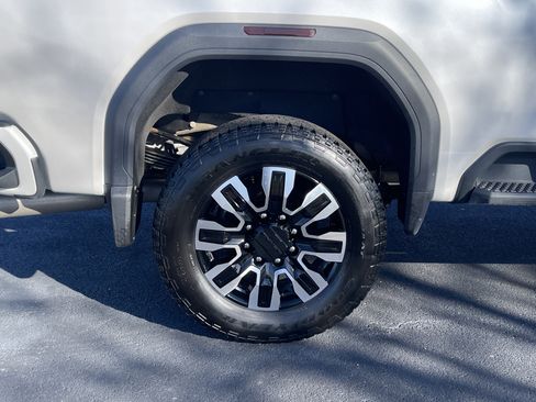 Used 2024 GMC Sierra 3500 Denali Ultimate image 34