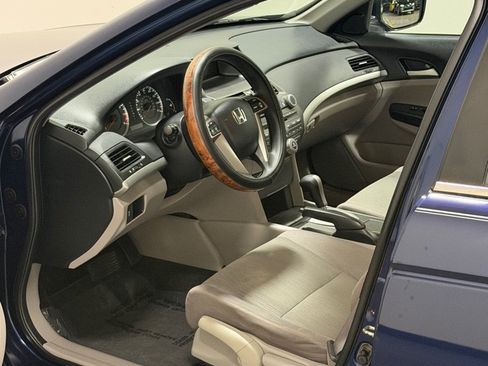 Used 2012 Honda Accord LX image 8
