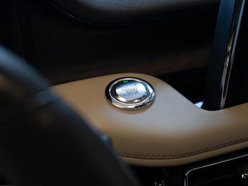 Used 2023 Lincoln Aviator Reserve w/ Equipment Group 201A image 33