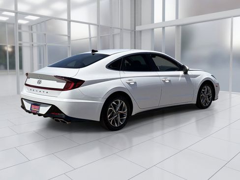 Used 2020 Hyundai Sonata SEL w/ Cargo Package FWD image 6