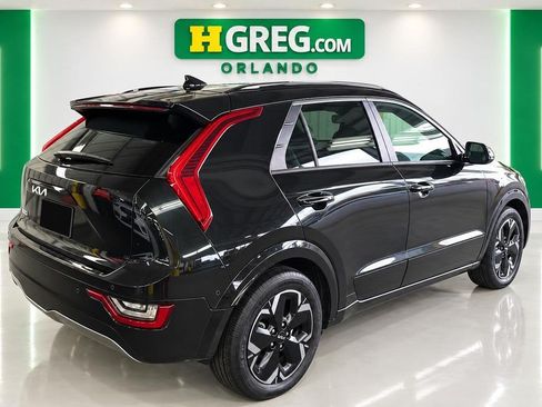 Used 2023 Kia Niro Wave FWD image 6