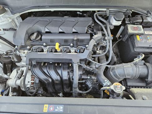 Used 2022 Hyundai Venue SEL w/ Cargo Package FWD image 29