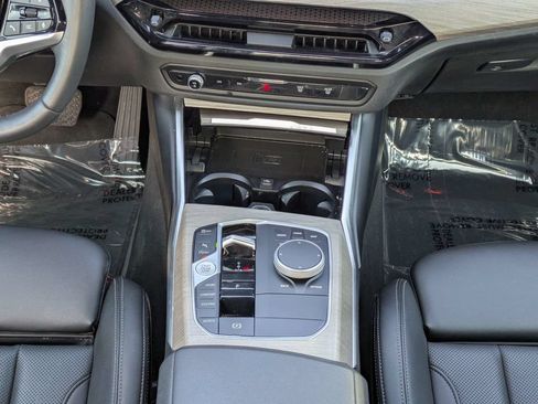 Used 2025 BMW 330i Sedan RWD image 18