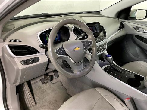 Used 2018 Chevrolet Volt LT w/ Comfort Package image 14