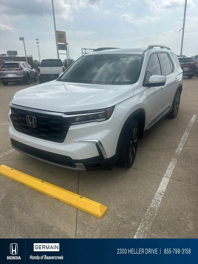 Used 2024 Honda Pilot Elite image 1