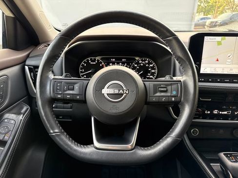 Used 2023 Nissan Rogue SL w/ SL Premium Package AWD/4WD image 18