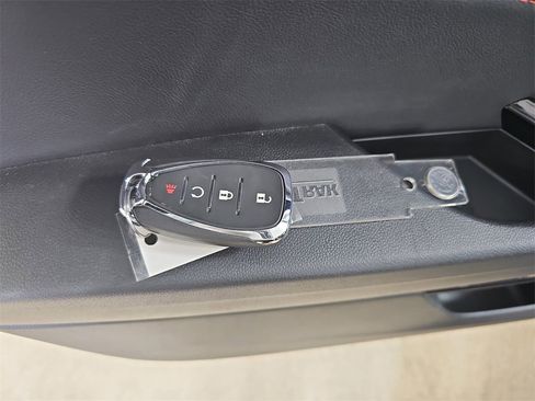 Certified 2024 Chevrolet Trax RS w/ Driver Confidence Package image 40