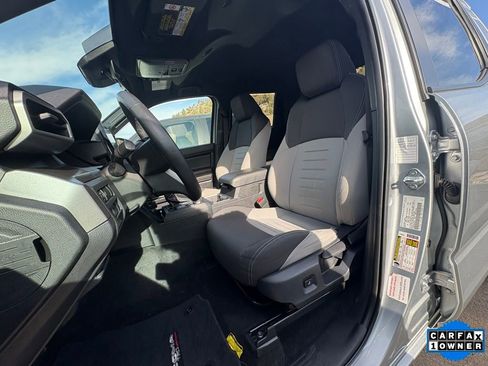 Certified 2025 Toyota Tacoma TRD Off-Road image 2