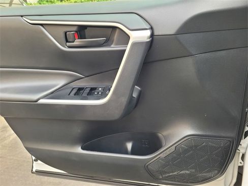 Used 2024 Toyota RAV4 LE image 12