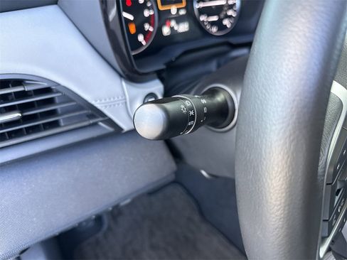 Certified 2025 Subaru Outback Premium image 20