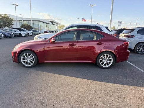 Used 2013 Lexus IS 250 w/ Premium Pkg Value Edition RWD image 3