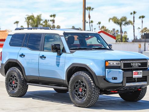 Used 2025 Toyota Land Cruiser w/ Premium Package AWD/4WD image 4