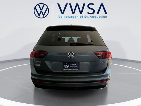 Certified 2021 Volkswagen Tiguan SE R-Line image 7