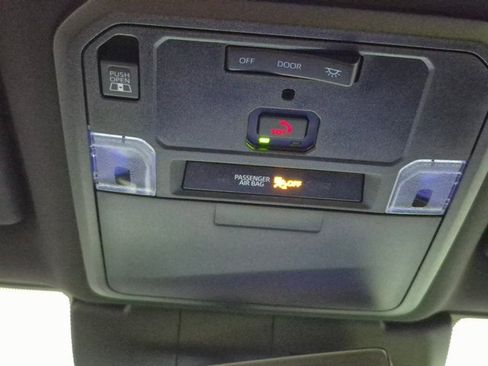 New 2025 Toyota Tacoma Trailhunter image 20