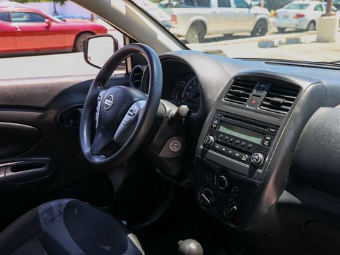 Used 2017 Nissan Versa S Plus FWD image 19
