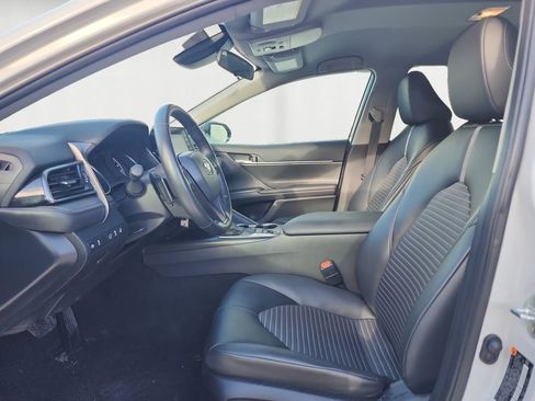 Certified 2024 Toyota Camry SE w/ Cold Weather Package image 9